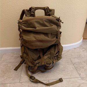 MYSTERY RANCH Tan Adventure Backpack